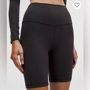 Lululemon Align High-Rise Shorts. Black- 8"
